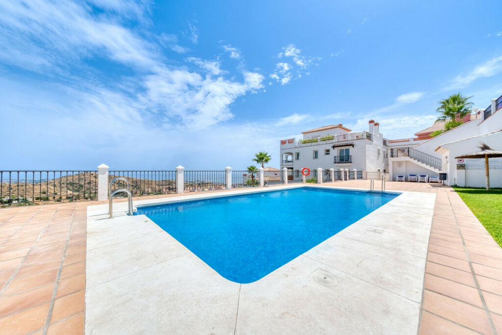 Ground Floor Apartment Calahonda Málaga - image 34
