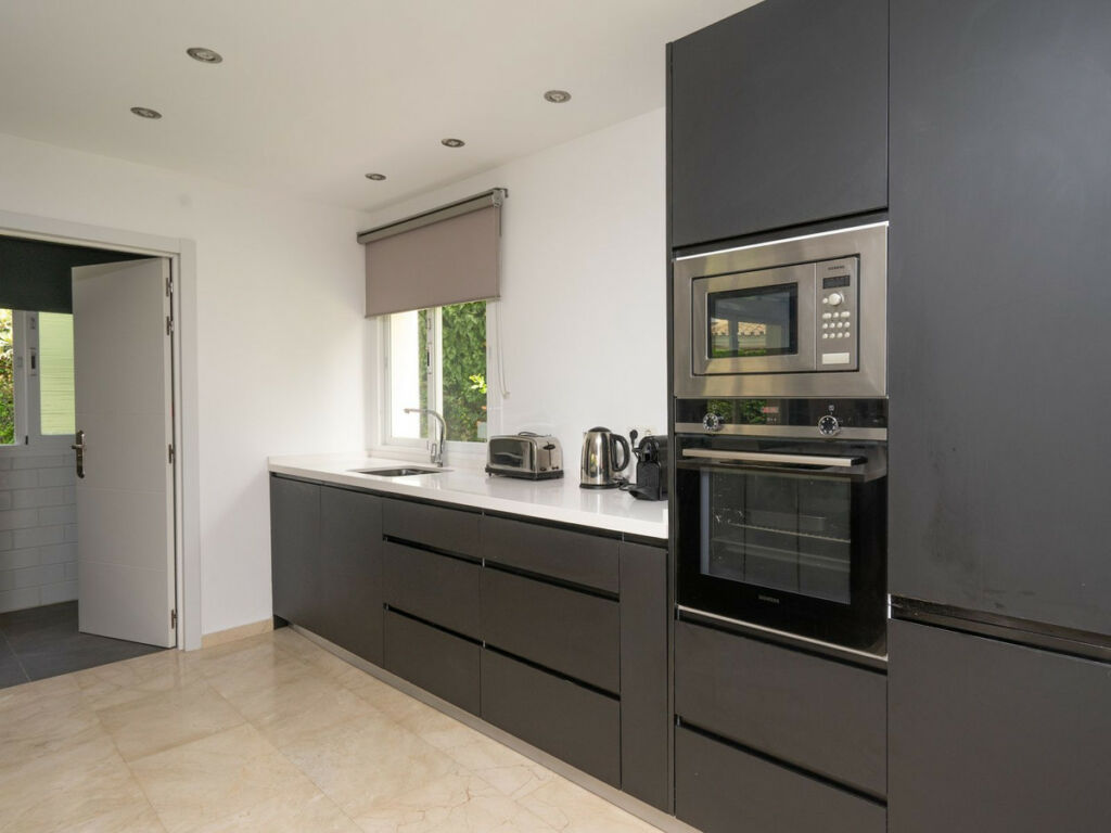 Detached Villa Benalmadena Málaga - image 34