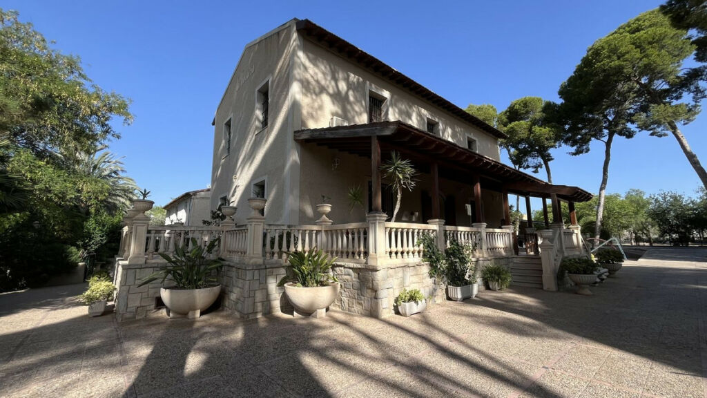 Detached Villa Mutxamel Alicante - image 34