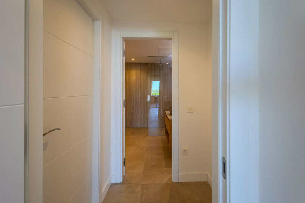 Middle Floor Apartment Nueva Andalucía Málaga - image 34