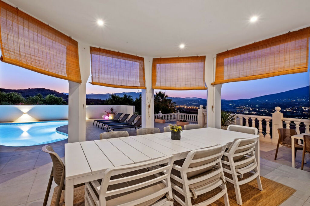 Detached Villa Cerros del Aguila Málaga - image 34