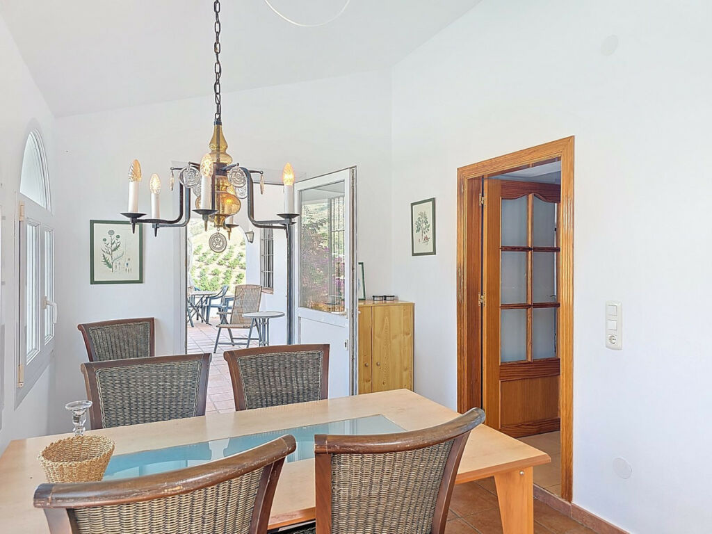 Detached Villa Cómpeta Málaga - image 32