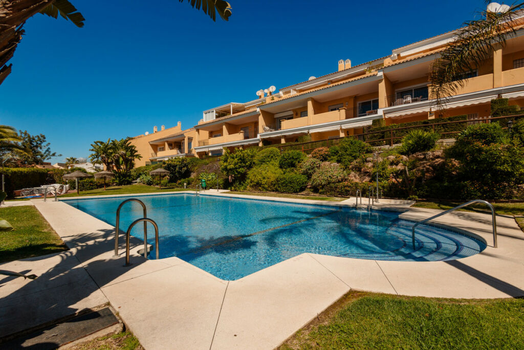Penthouse Duplex Costabella Málaga - image 34