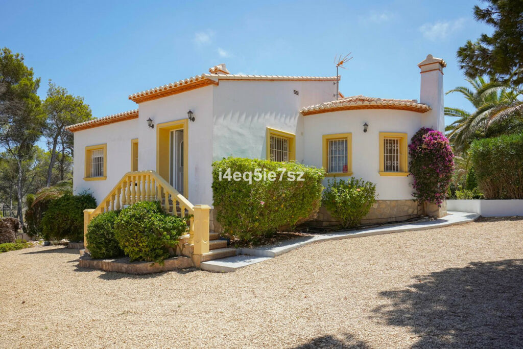 Detached Villa Javea Alicante - image 34