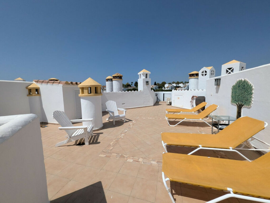 Penthouse Calahonda Málaga - image 33
