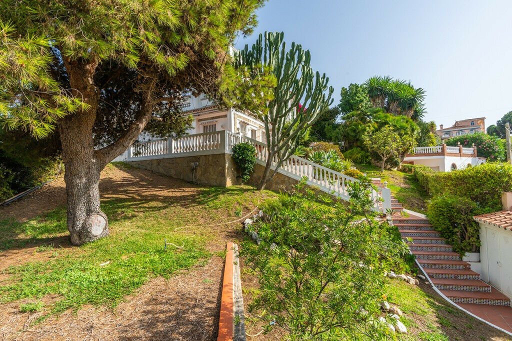 Detached Villa El Faro Málaga - image 34