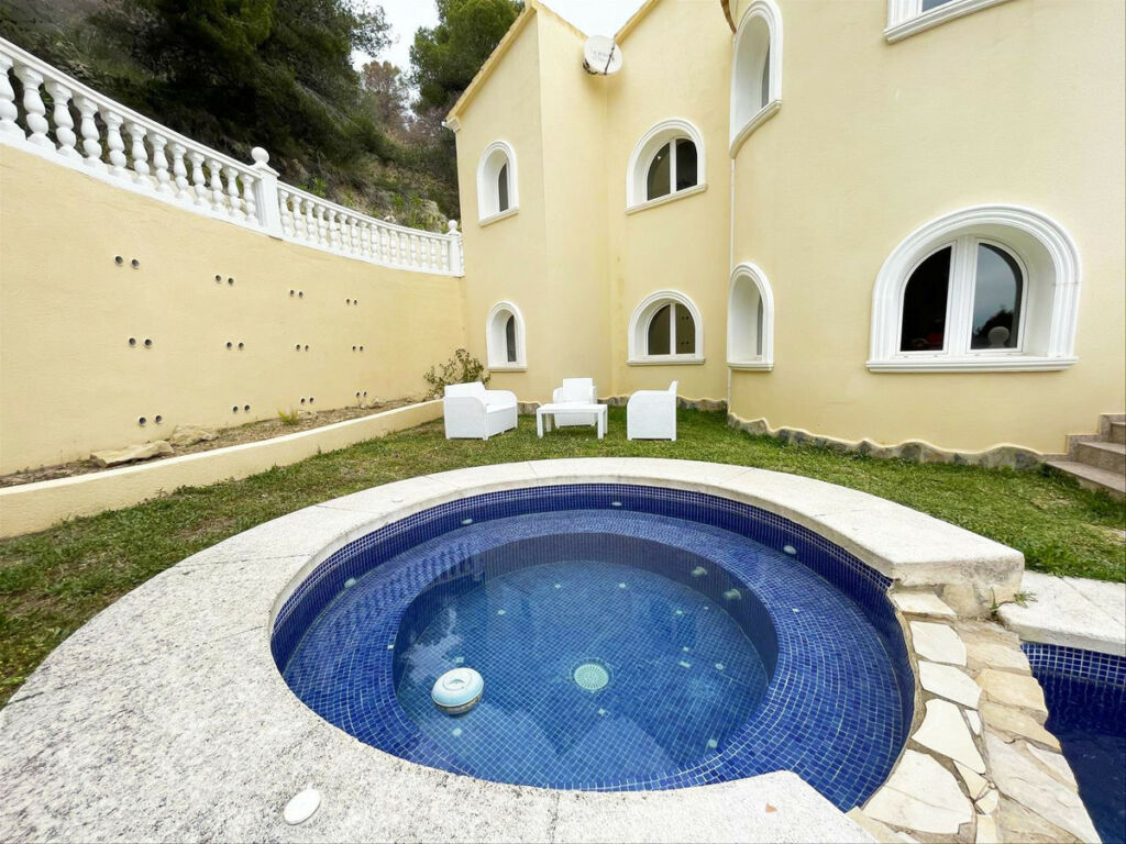 Detached Villa Calpe Alicante - image 34