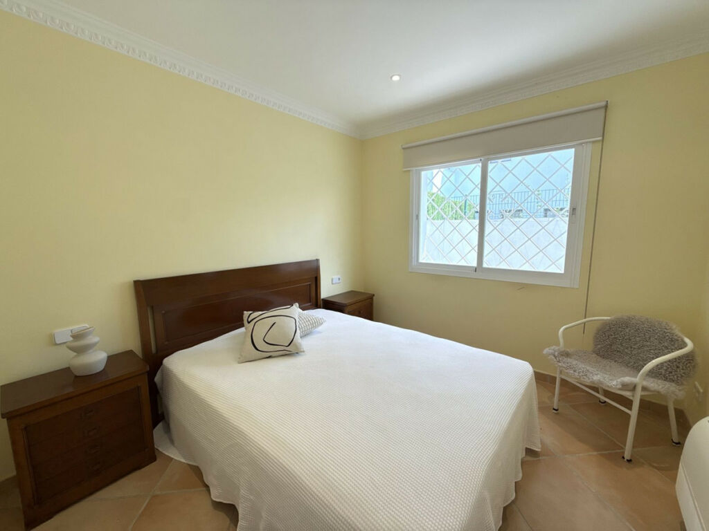 Semi-Detached House San Pedro de Alcántara Málaga - image 34