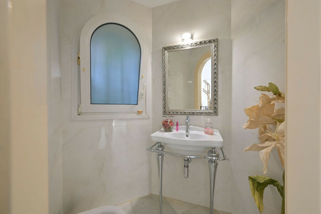 Detached Villa Marbesa Málaga - image 34
