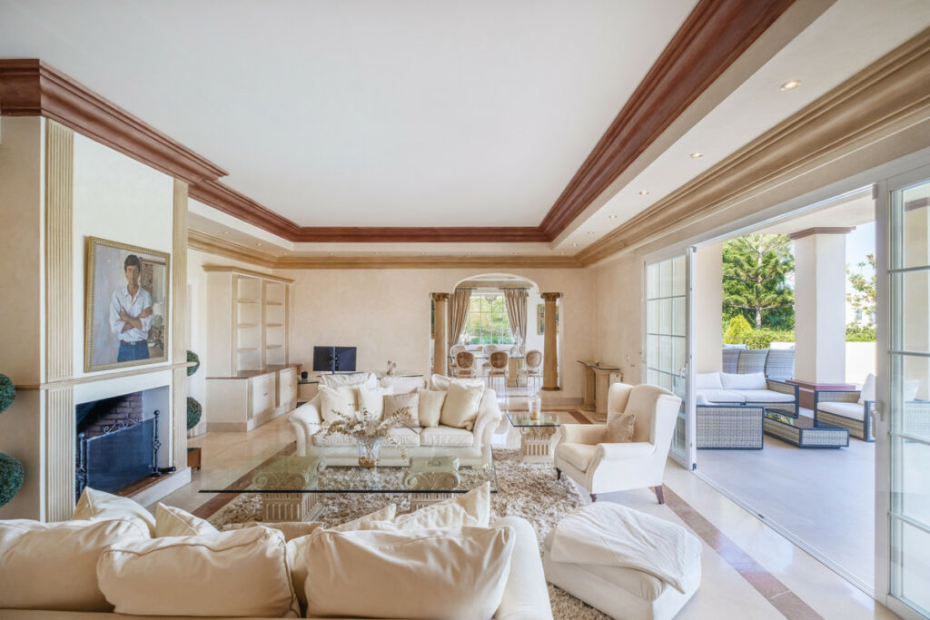 Detached Villa Benahavís Málaga - image 34