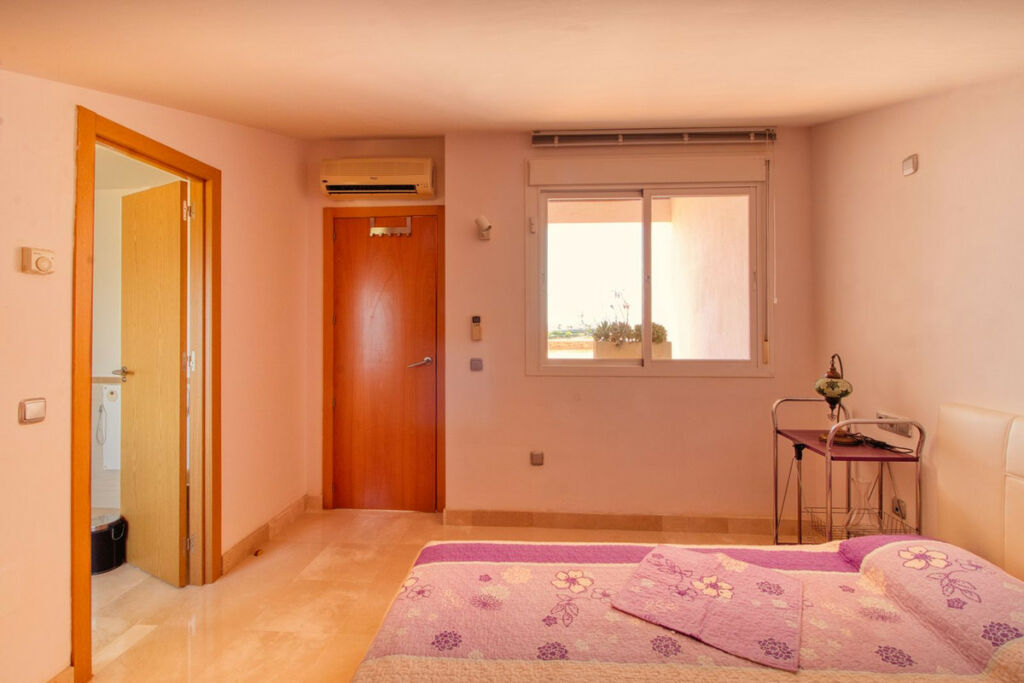 Townhouse Manilva Málaga - image 33