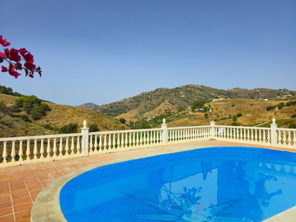 Detached Villa Cómpeta Málaga - image 35