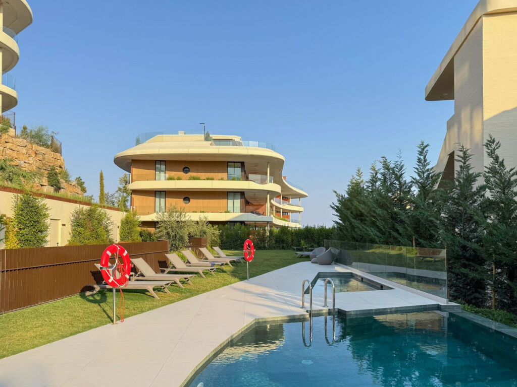 Top Floor Apartment Fuengirola Málaga - image 32