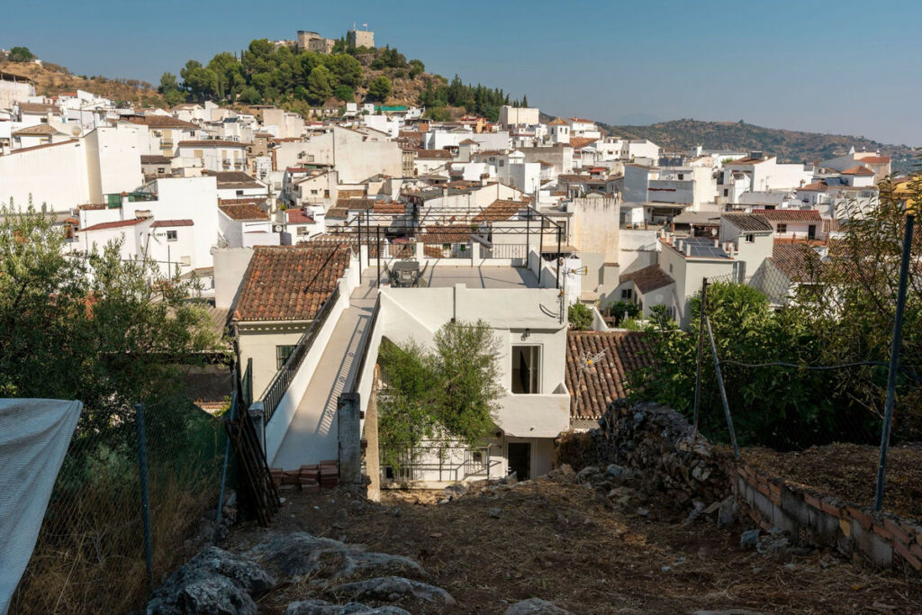 Townhouse Monda Málaga - image 35