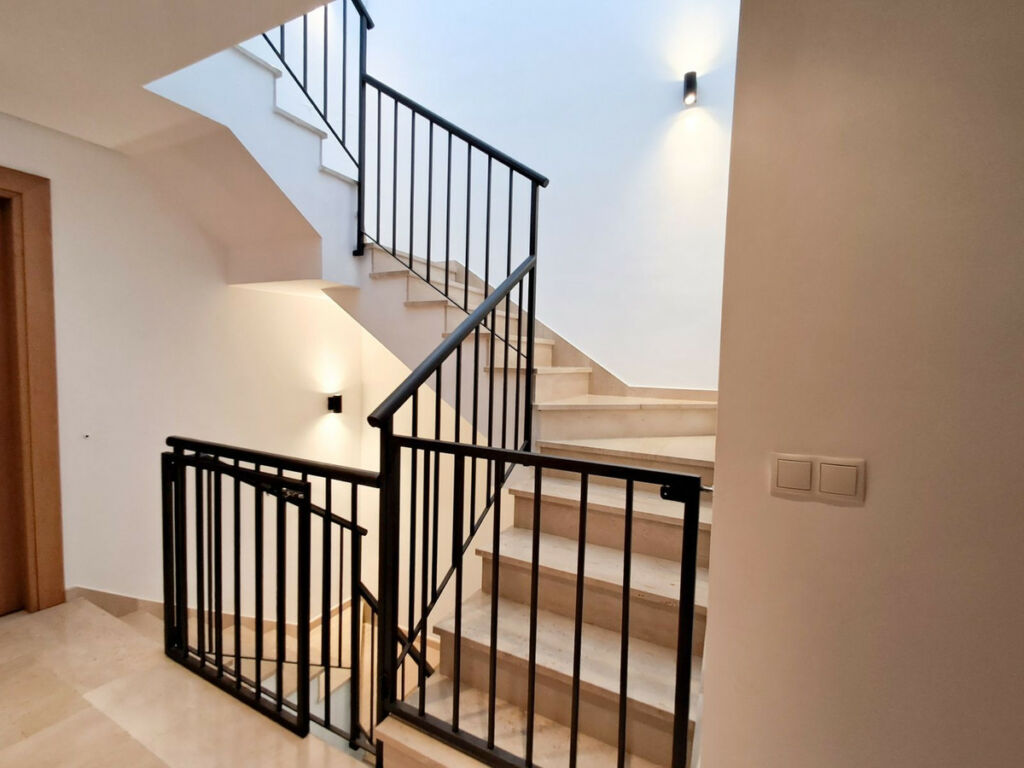 Townhouse Nagüeles Málaga - image 35