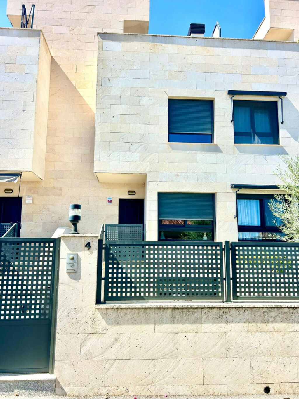 Townhouse Calpe Alicante - image 35