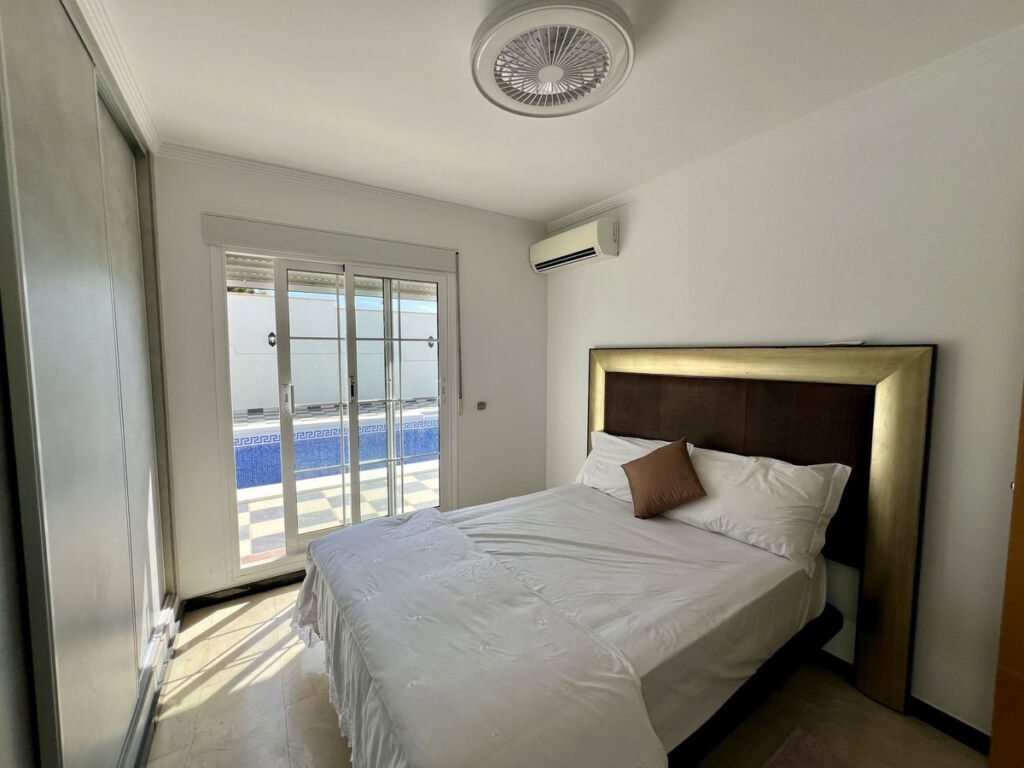 Detached Villa El Chaparral Málaga - image 35