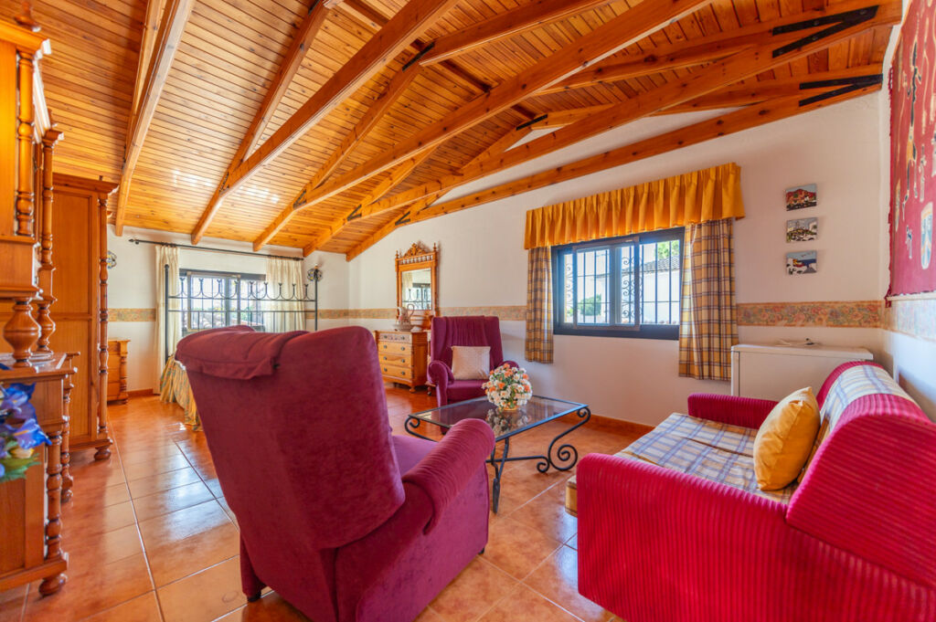 Detached Villa Las Chapas Málaga - image 35
