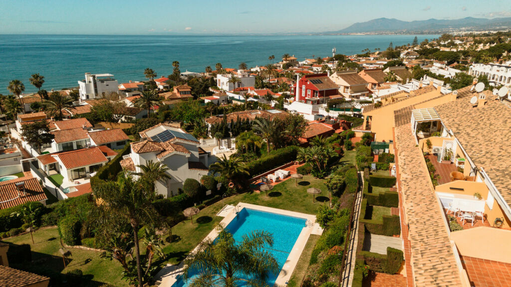 Penthouse Duplex Costabella Málaga - image 35