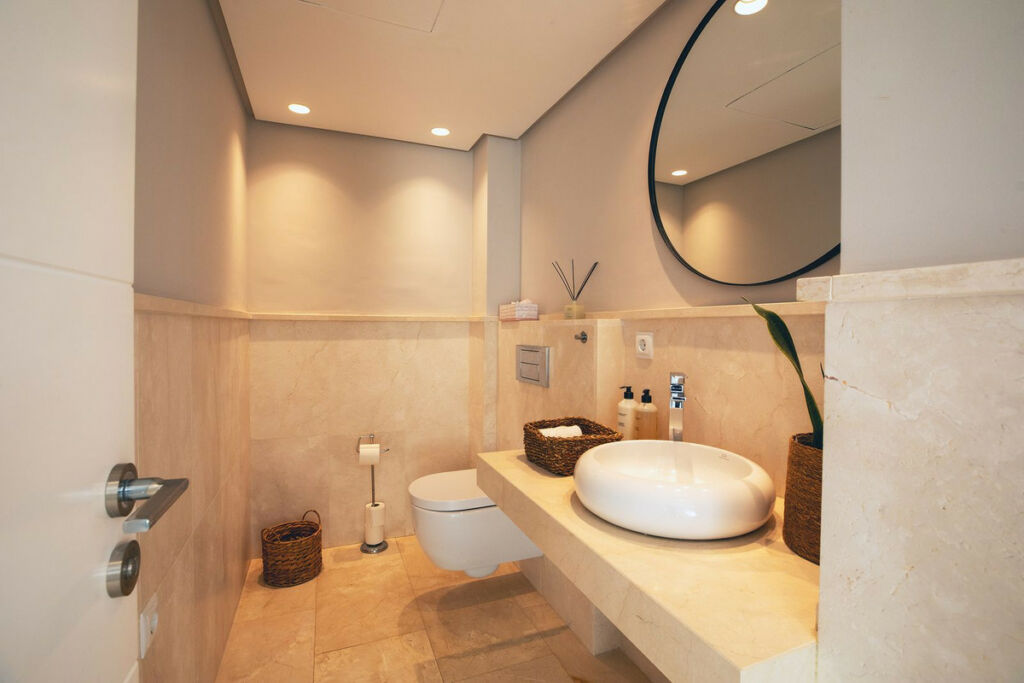 Detached Villa Sotogrande Cádiz - image 35