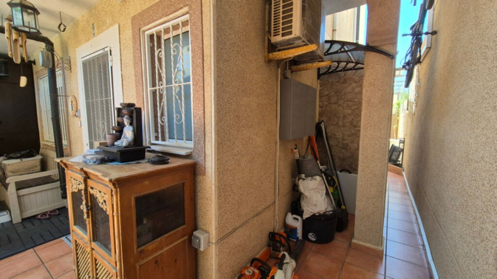 Townhouse Torrevieja Alicante - image 35