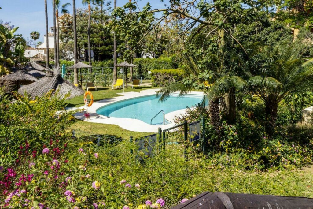 Ground Floor Apartment Bahía de Marbella Málaga - image 27