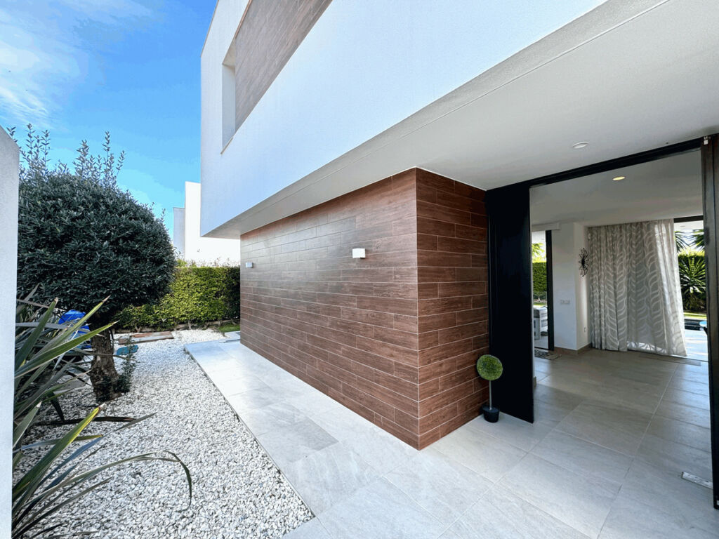 Detached Villa Estepona Málaga - image 35