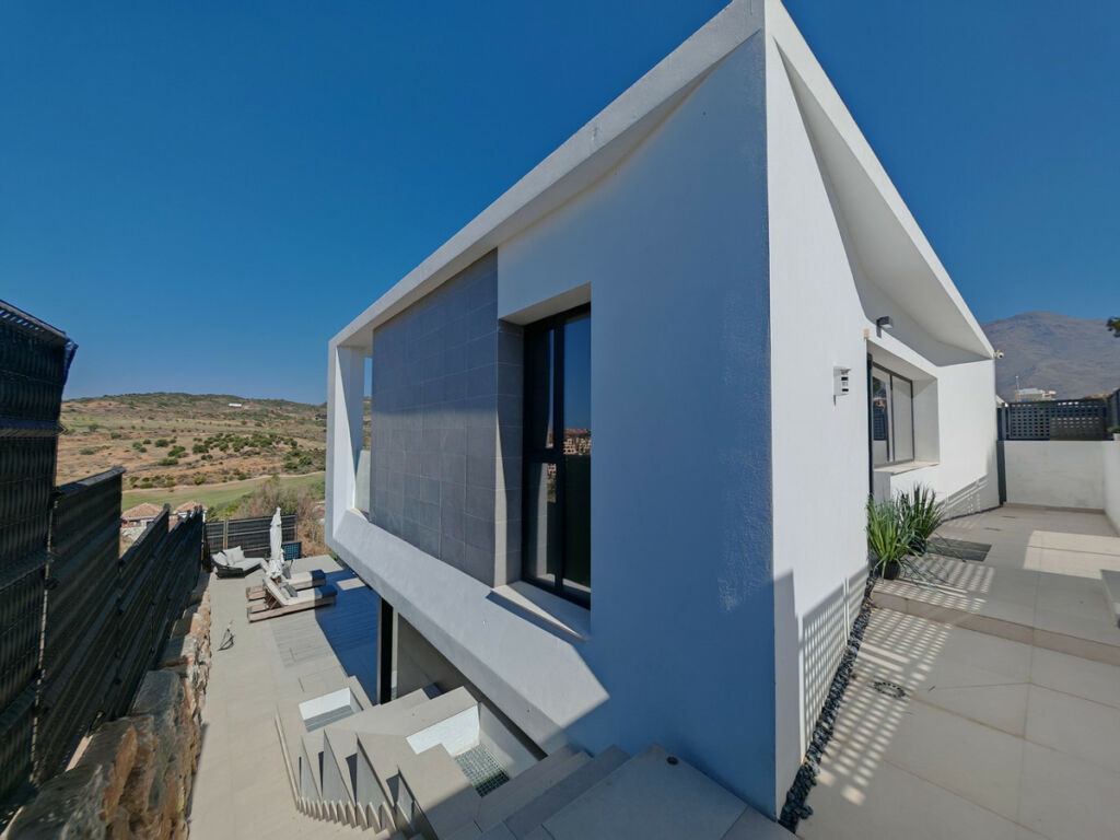 Detached Villa Estepona Málaga - image 35