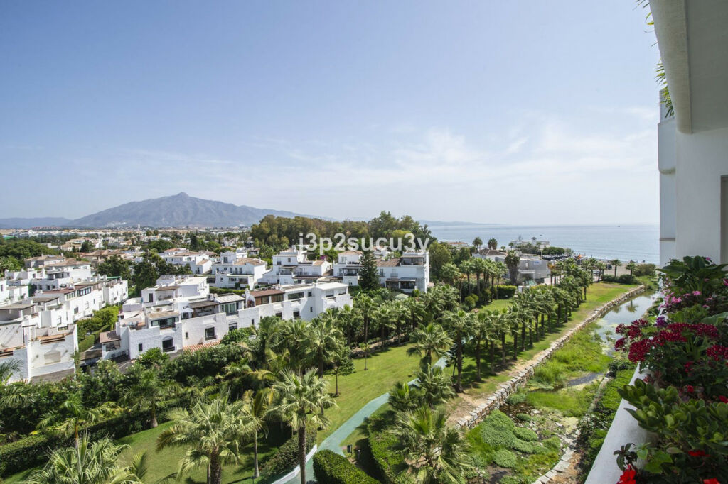 Middle Floor Apartment Guadalmina Baja Málaga - image 34