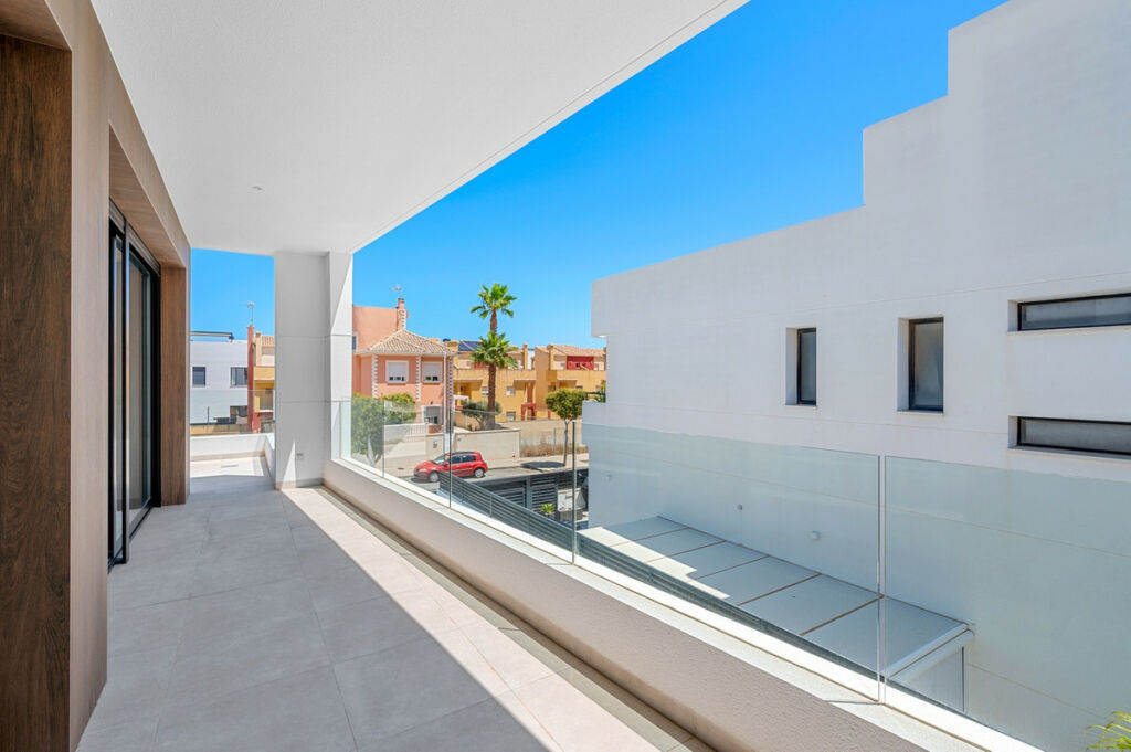 Detached Villa Guardamar del Segura Alicante - image 35