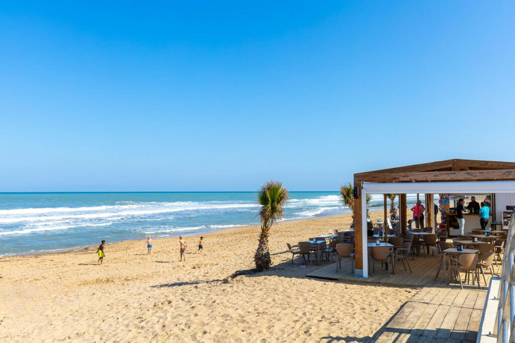 Middle Floor Apartment La Mata Alicante - image 35
