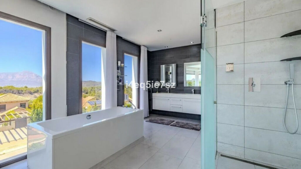 Detached Villa Javea Alicante - image 35