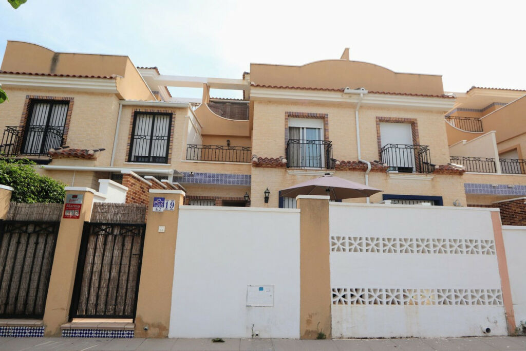 Townhouse Torre de la Horadada Alicante - image 36