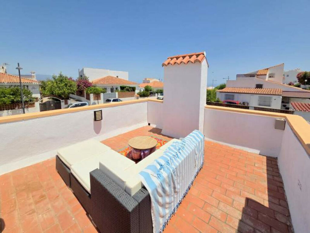 Detached Villa Manilva Málaga - image 35