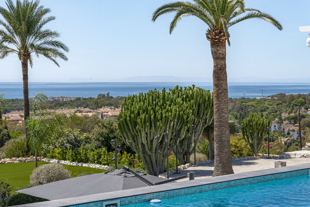 Detached Villa Elviria Málaga - image 31