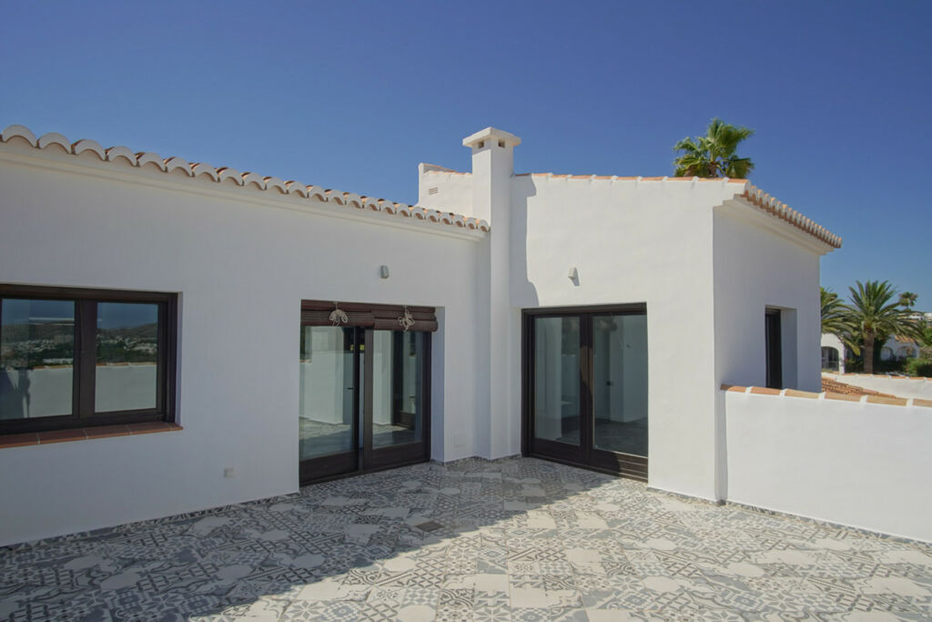 Detached Villa Moraira Alicante - image 36