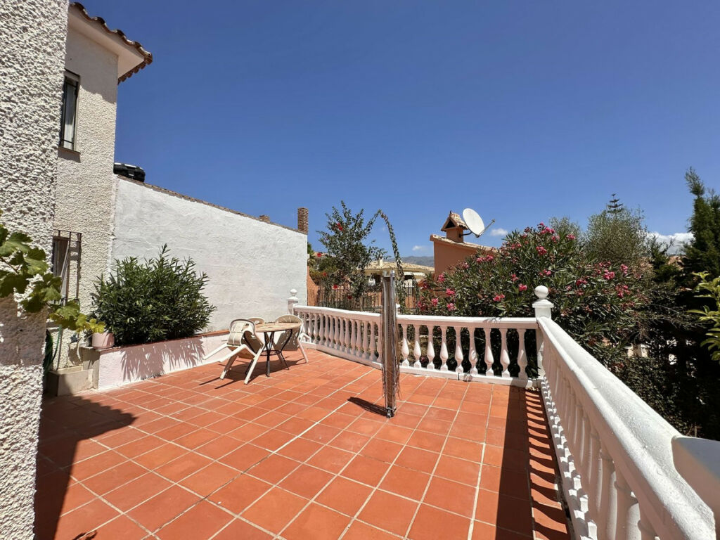 Detached Villa Cerros del Aguila Málaga - image 36