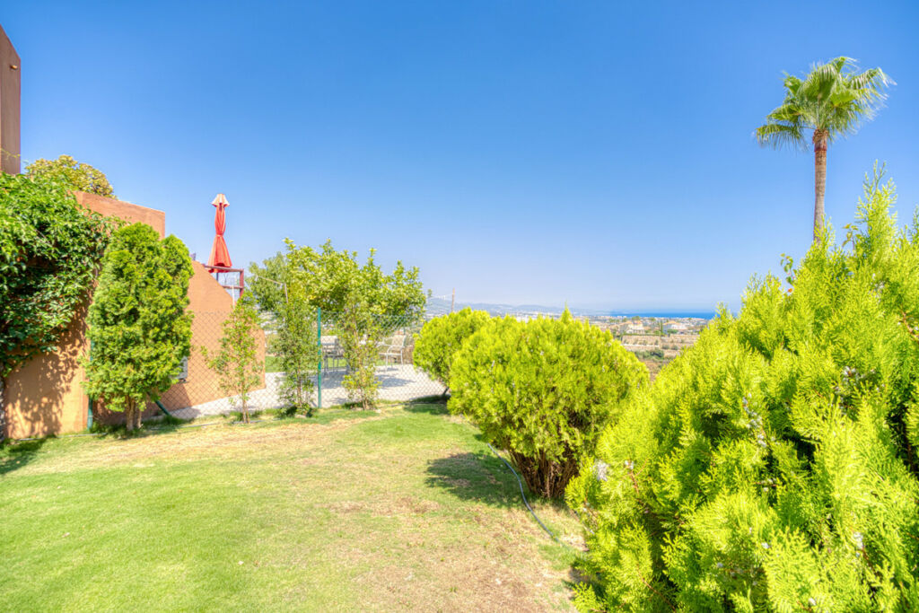 Townhouse Benahavís Málaga - image 36