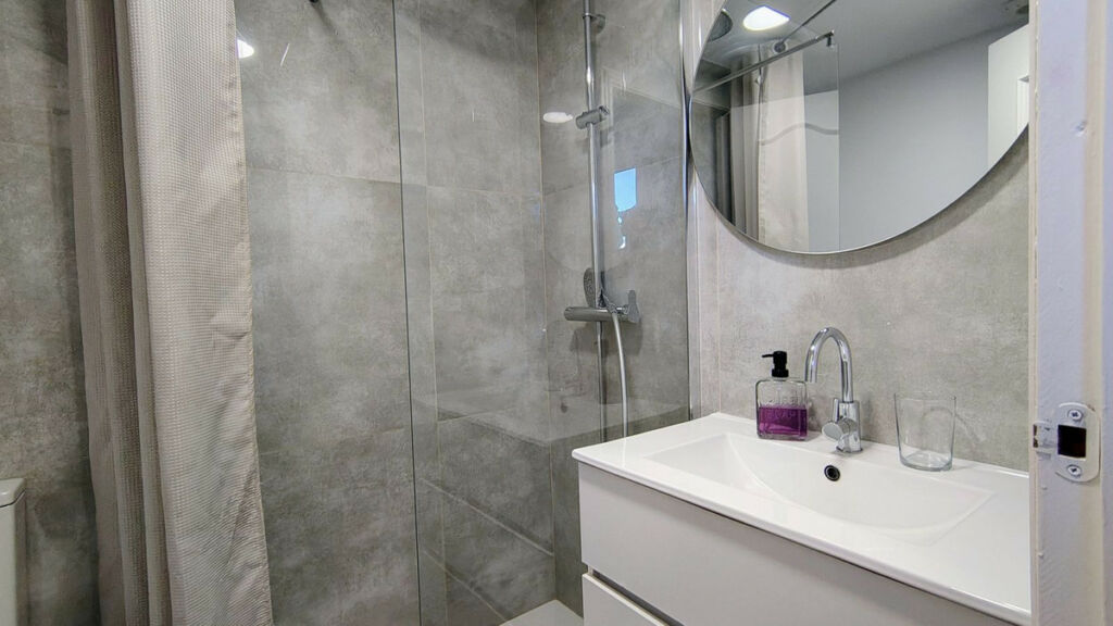 Ground Floor Apartment Selwo Málaga - image 36