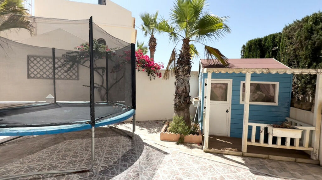 Detached Villa Las Ramblas Golf Alicante - image 36