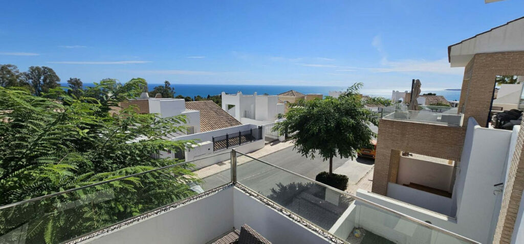 Detached Villa Benalmadena Málaga - image 36