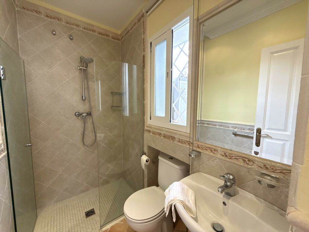 Semi-Detached House San Pedro de Alcántara Málaga - image 36