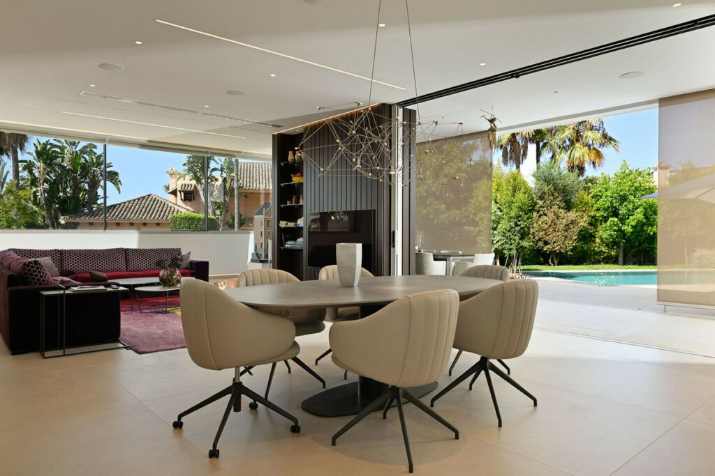 Detached Villa Marbesa Málaga - image 36