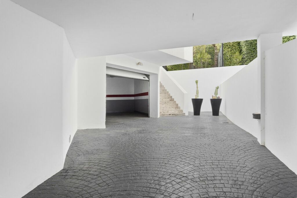Detached Villa Benahavís Málaga - image 36
