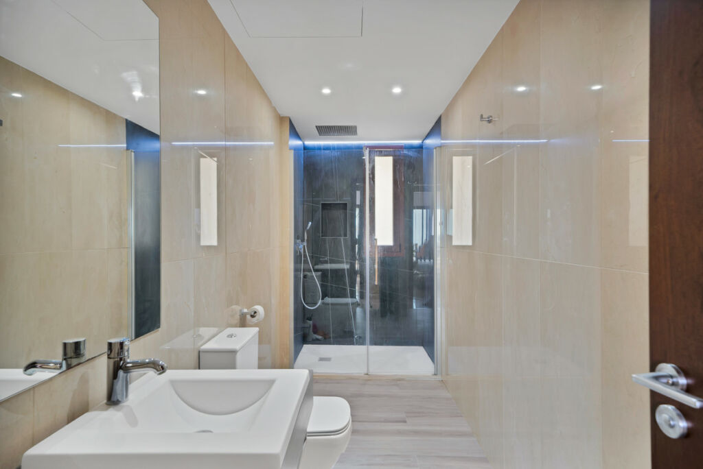 Penthouse Nueva Andalucía Málaga - image 33