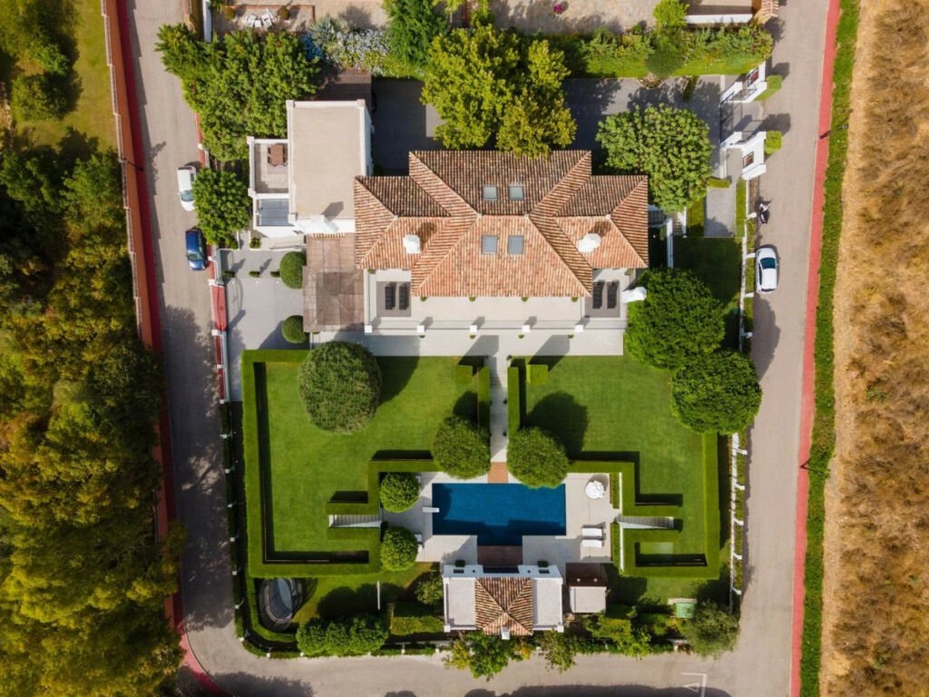 Detached Villa Nagüeles Málaga - image 36