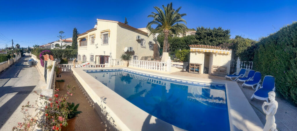 Detached Villa Calpe Alicante - image 36