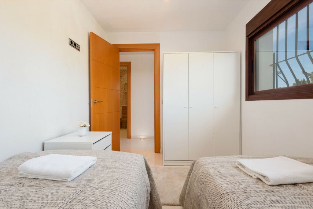 Middle Floor Apartment Sierra Blanca Málaga - image 36
