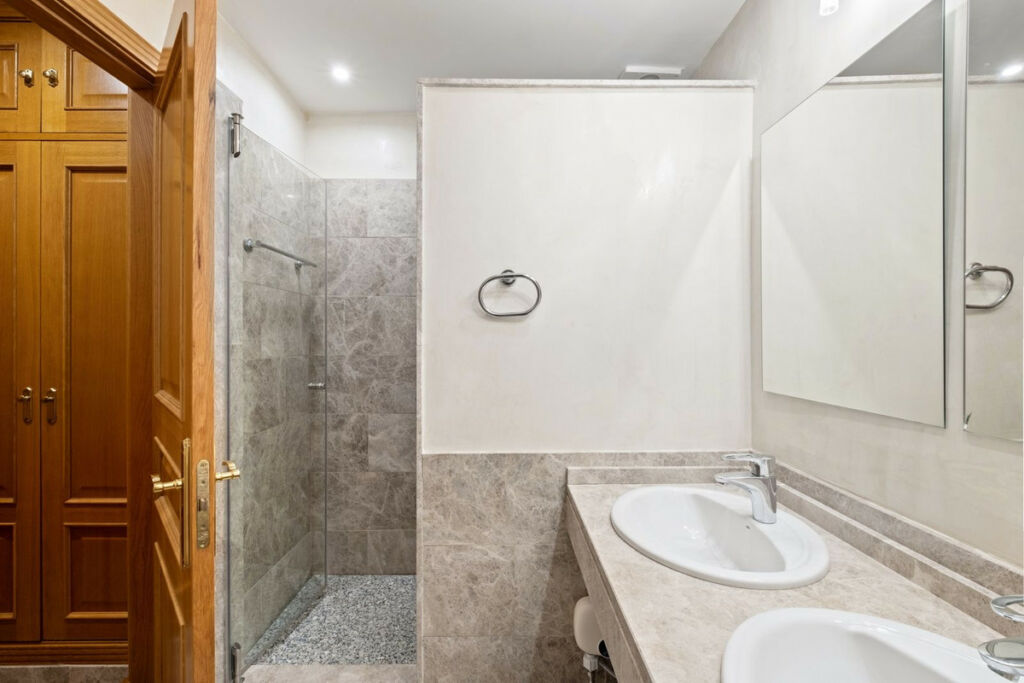 Townhouse Marbella Málaga - image 36