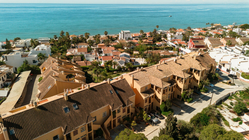 Penthouse Duplex Costabella Málaga - image 36
